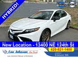 Toyota Camry Hybrid SE FWD