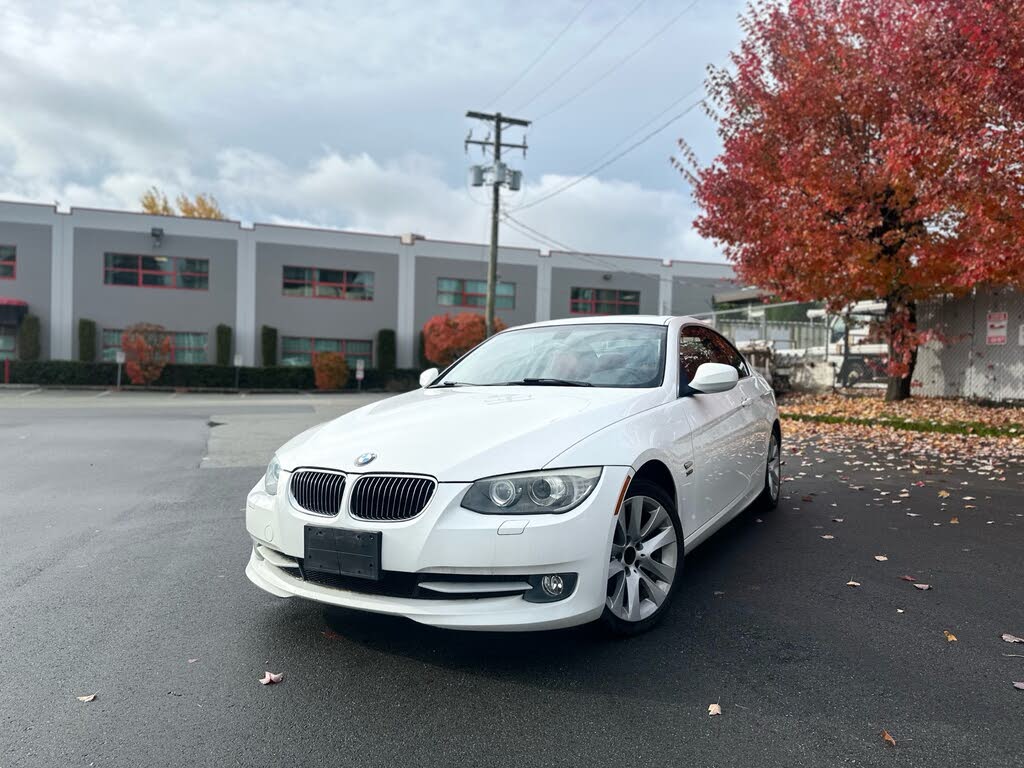 2011 BMW 3 Series 328i xDrive Coupe AWD