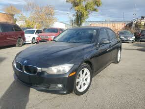 BMW 3 Series 328i xDrive Sedan AWD