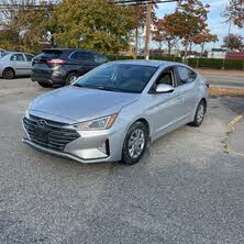 Hyundai Elantra Sport FWD