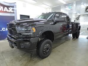 RAM 3500 Limited Crew Cab LB DRW 4WD