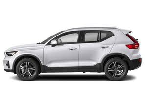 Volvo XC40 B5 Plus Bright Theme AWD