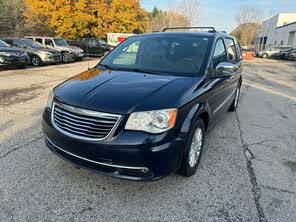 Chrysler Town & Country Limited FWD