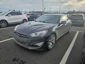 Hyundai Genesis Coupe 2.0T Premium RWD