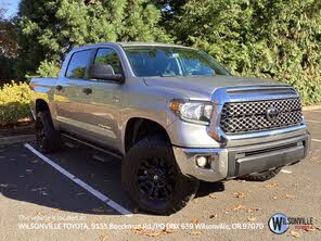 Toyota Tundra SR5 CrewMax RWD