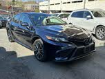 Toyota Camry SE FWD