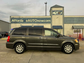 Chrysler Town & Country Touring FWD