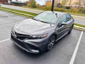 Toyota Camry SE AWD