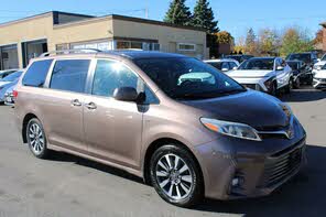 Toyota Sienna XLE 7-Passenger AWD