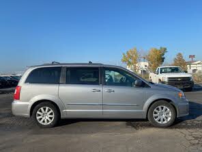 Chrysler Town & Country Touring FWD