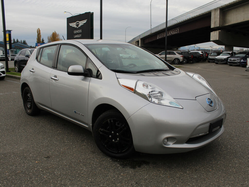 2016 Nissan LEAF S