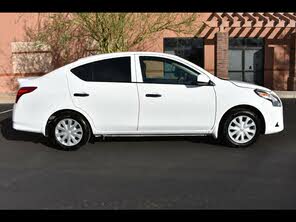 Nissan Versa S Plus FWD