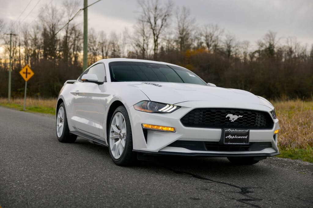 2022 Ford Mustang EcoBoost Fastback RWD