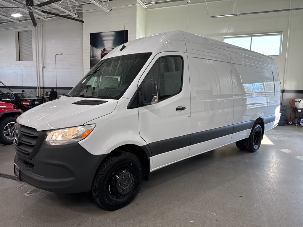 2025 Mercedes-Benz Sprinter