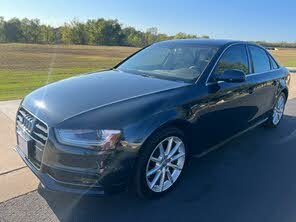 Audi A4 2.0T quattro Premium Plus AWD