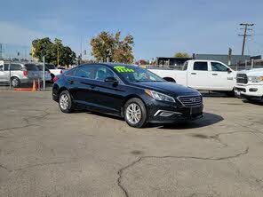 Hyundai Sonata SE FWD