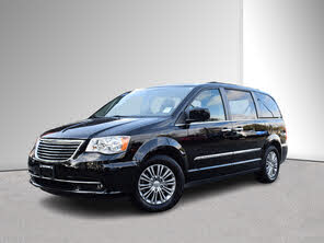 Chrysler Town & Country Touring-L FWD