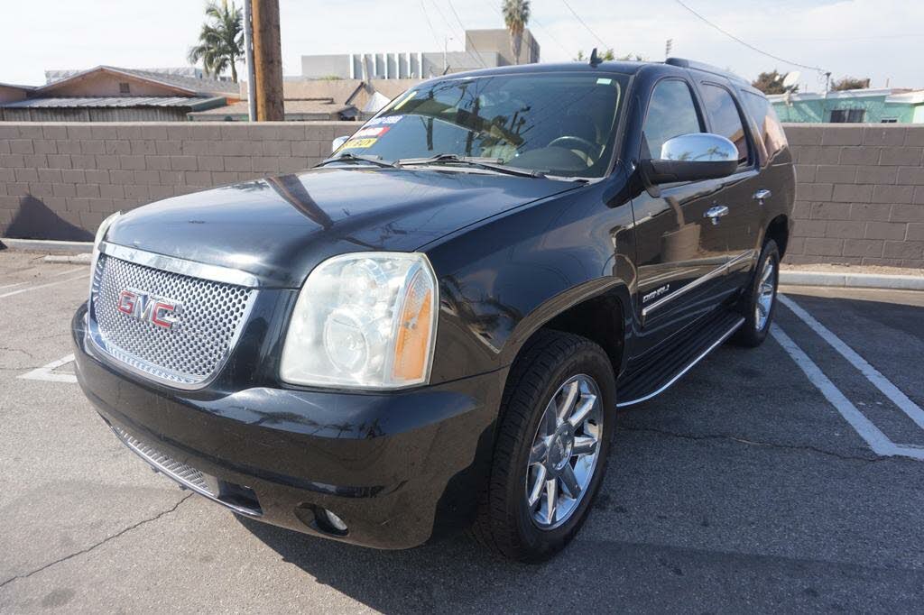 2011 GMC Yukon Denali AWD