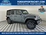 Jeep Wrangler Sahara 4-Door 4WD