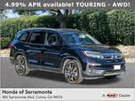 Honda Pilot Touring AWD with Rear Captains Chairs