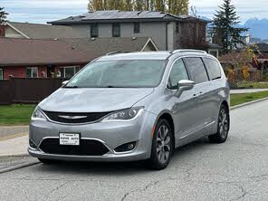 Chrysler Pacifica Limited FWD