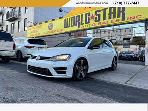 Volkswagen Golf R 4-Door AWD