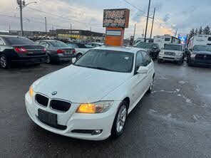 BMW 3 Series 328i xDrive Sedan AWD