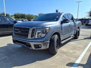 Nissan Titan SV Crew Cab 4WD