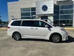 Toyota Sienna XLE 7-Passenger FWD with Auto-Access Seat