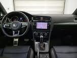 Volkswagen Golf GTI 2.0T SE FWD