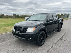 Nissan Frontier SV Crew Cab 4WD