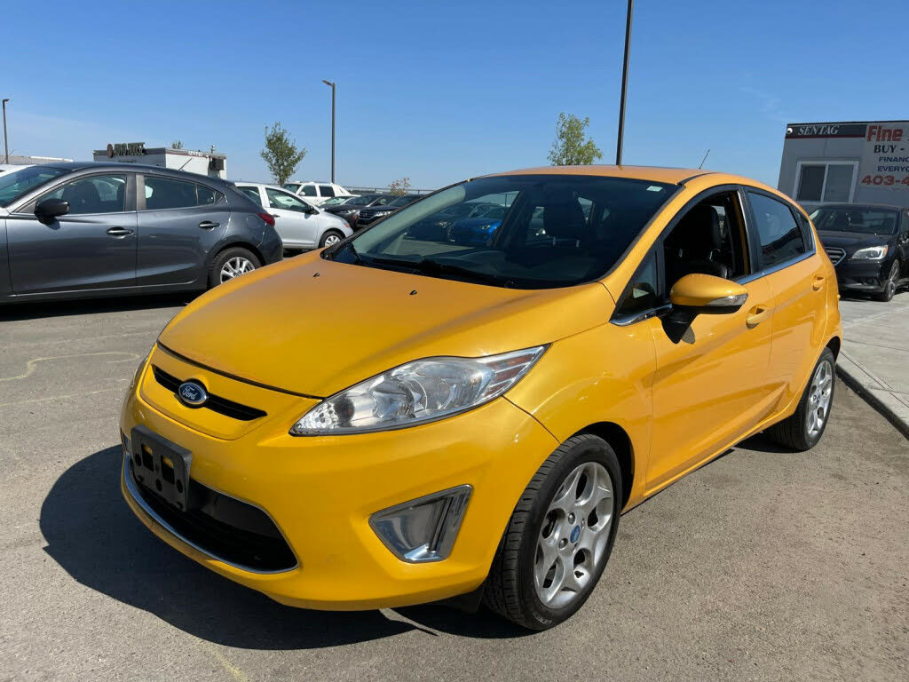 2011 Ford Fiesta SES Hatchback