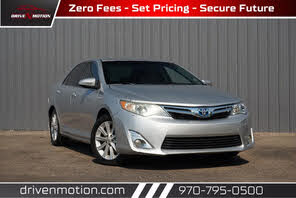 Toyota Camry Hybrid XLE FWD