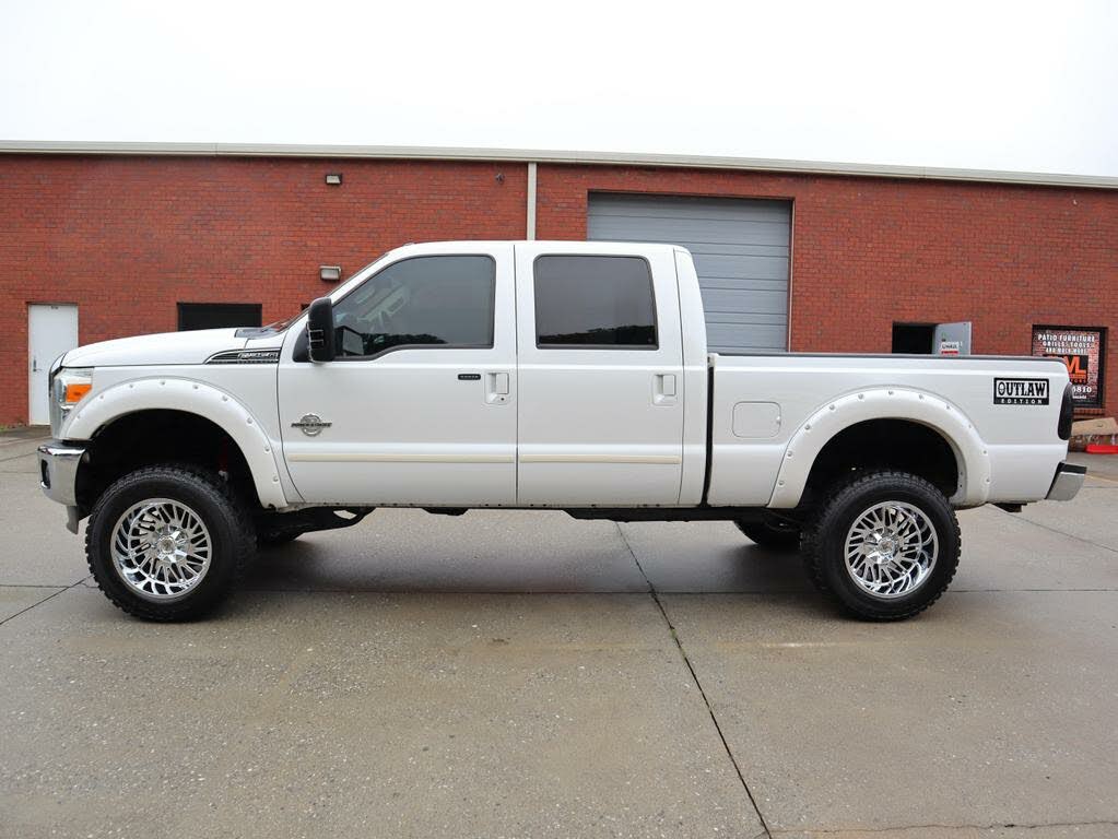 2014 Ford F-250 Super Duty Lariat Crew Cab 4WD