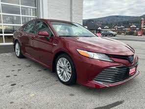 Toyota Camry Hybrid XLE FWD