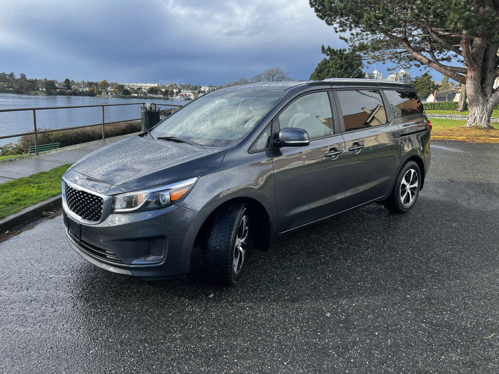 2017 Kia Sedona LX