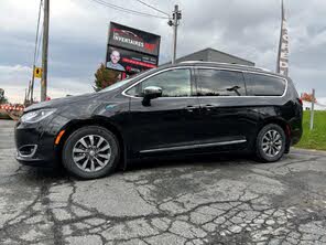 Chrysler Pacifica Hybrid Limited FWD