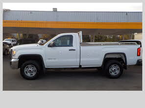 GMC Sierra 2500HD Base LB 4WD