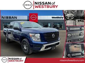 Nissan Titan SV Crew Cab 4WD