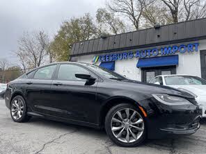 Chrysler 200 S Sedan AWD