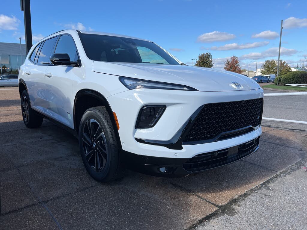 2025 Buick Enclave Sport Touring FWD