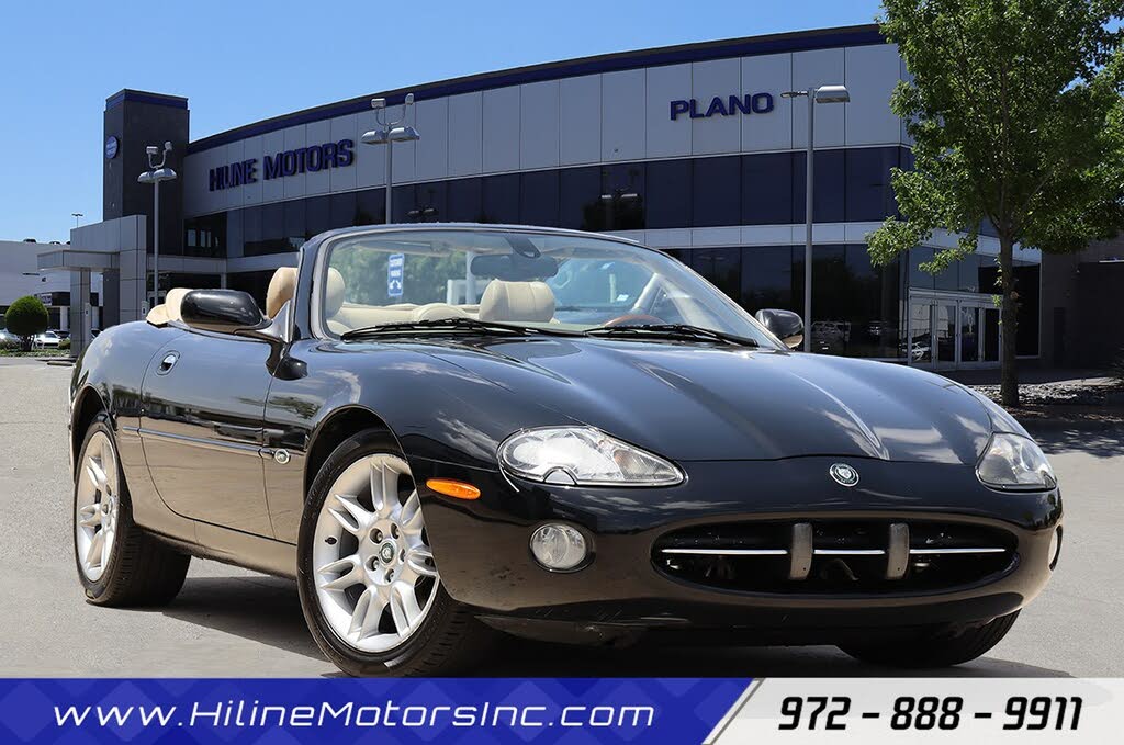 2002 Jaguar XK-Series XK8 Convertible RWD