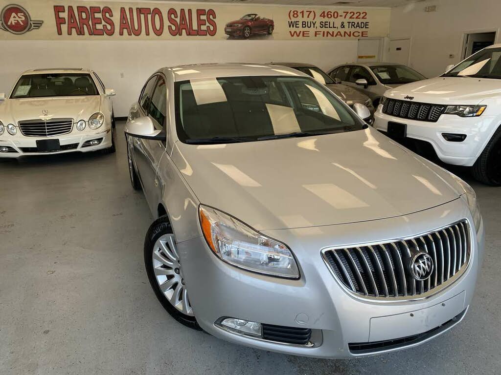 2011 Buick Regal CXL Sedan FWD