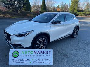 INFINITI QX30 Premium AWD