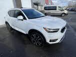 Volvo XC40 T5 Momentum AWD