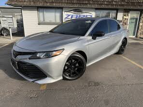 Toyota Camry L FWD