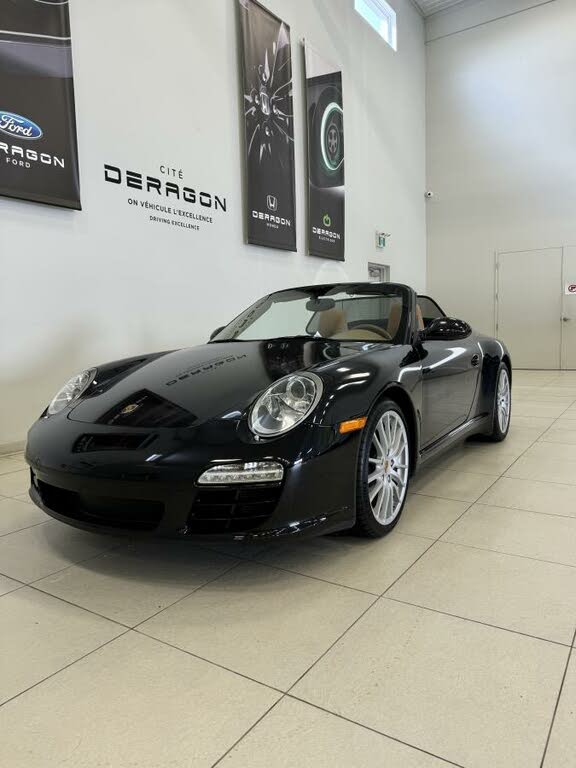 2011 Porsche 911 Carrera 4 Cabriolet AWD