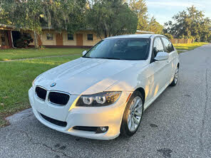 BMW 3 Series 328i Sedan RWD