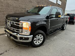 Ford F-250 Super Duty XLT Crew Cab 4WD