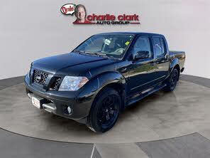 Nissan Frontier SV Crew Cab RWD